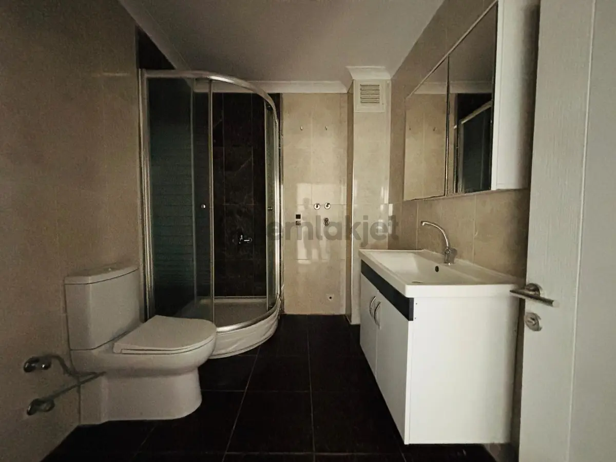 Yükselden Altınkumda Ön Cephe Ebeveyn Banyo Doğalgazlı 3+1 Daire - 18