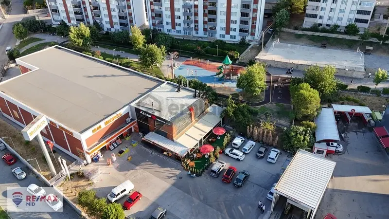 Remax Mid ' Den Devren Kiralık 2 Katlı Restoran - Kiracılı - 15