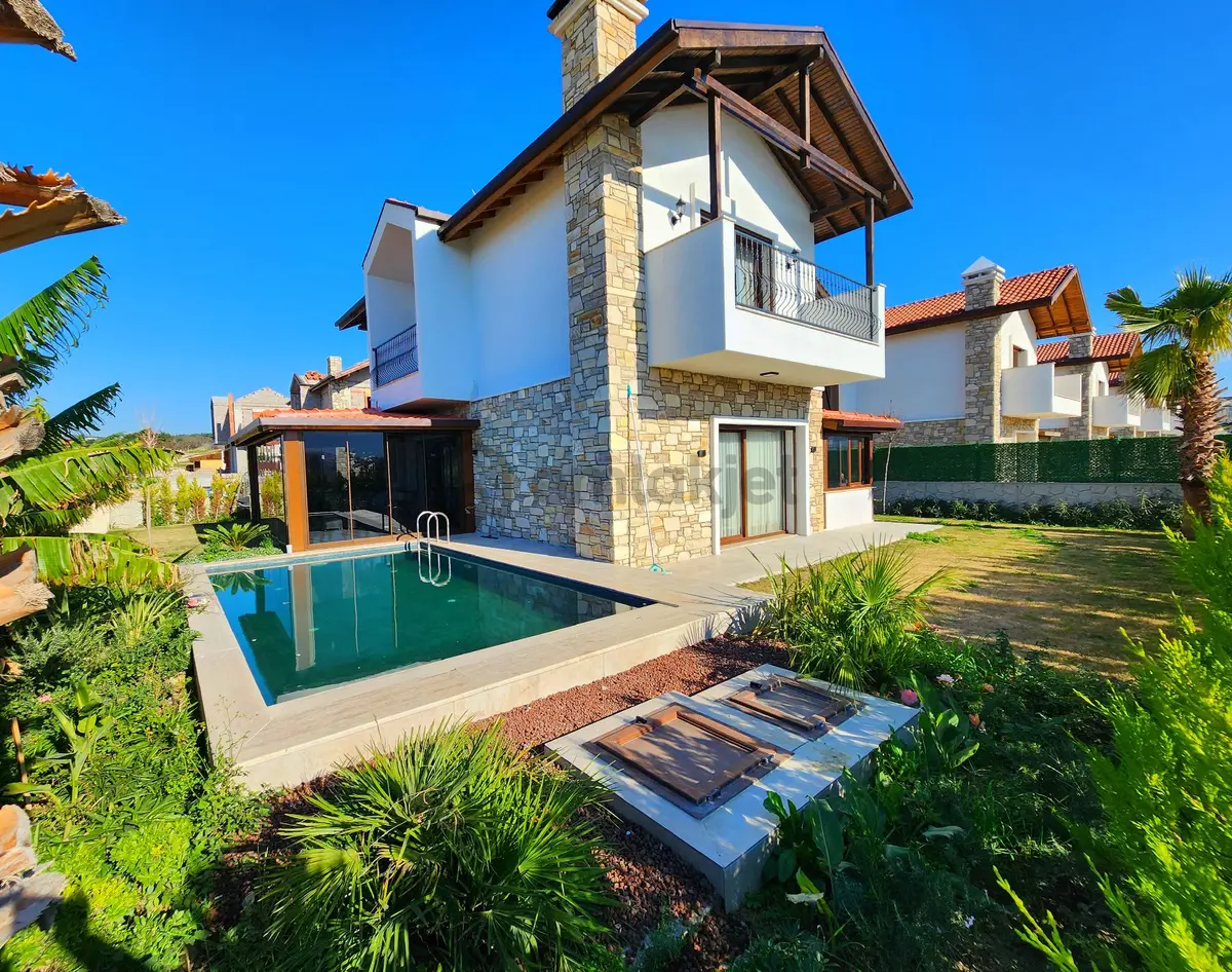Davutlar Satılık Havuzlu Lüks Villalar - 4