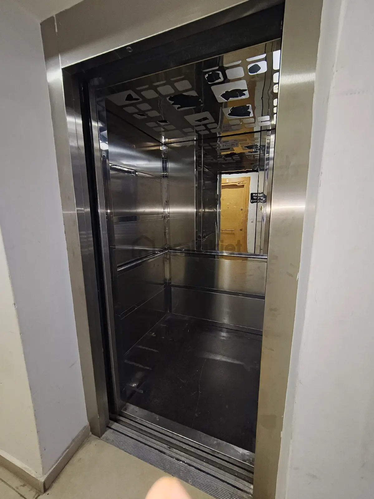 Güneyden Rota Sitesinde 2+1.90m2 Ara Kat Asansörlü Daire - 25