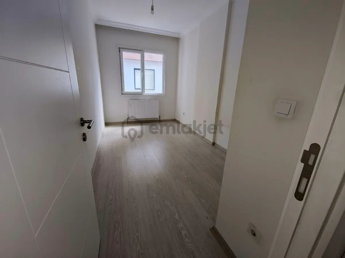 Güneyden Rota Sitesinde 2+1.90m2 Ara Kat Asansörlü Daire - 14