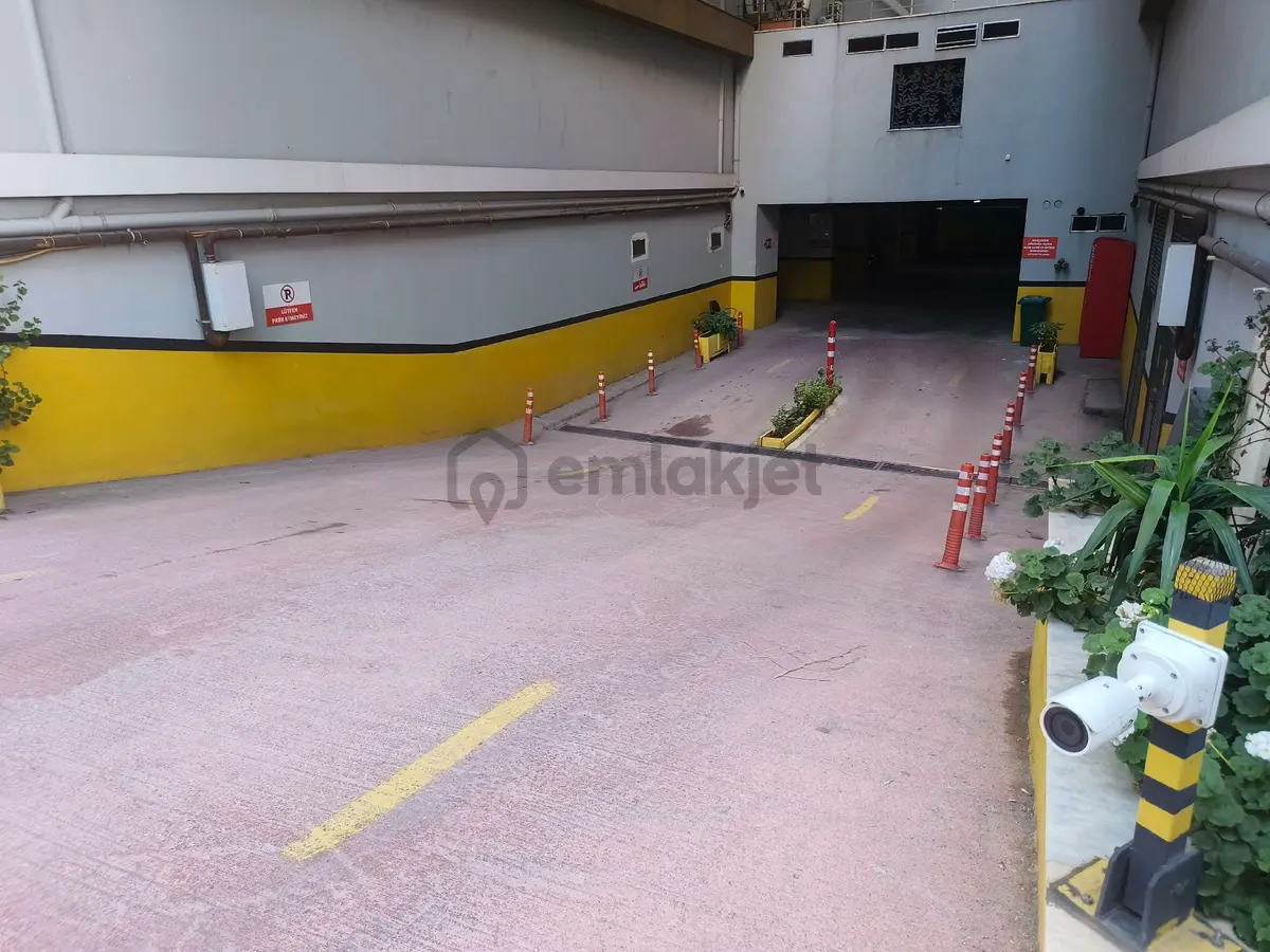 Güneyden Rota Sitesinde 2+1.90m2 Ara Kat Asansörlü Daire - 22