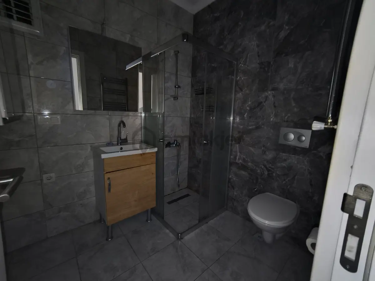 Güneyden Rota Sitesinde 2+1.90m2 Ara Kat Asansörlü Daire - 10