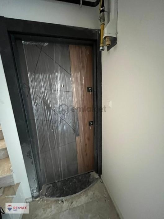 Remax Mıd 'den Satılık 1+1 Satılık Daıre - 11