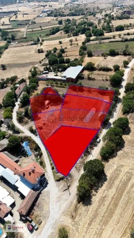 Remax Mıd Nergız Mahallesı 1106 M² Köşe Arsa - 5