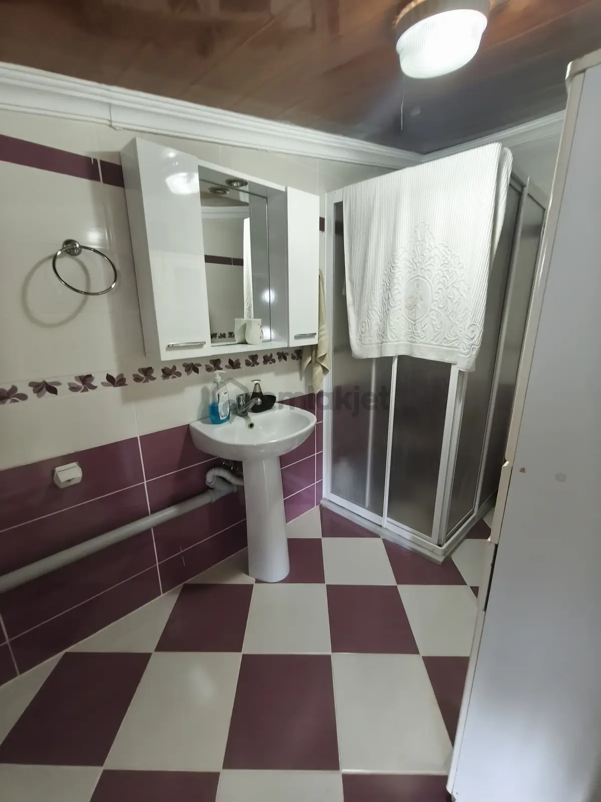 Gürkan Emlak Denize 100mt. Eşyalı Doğalgazlı 4+1 Teraslı Triplex - 45