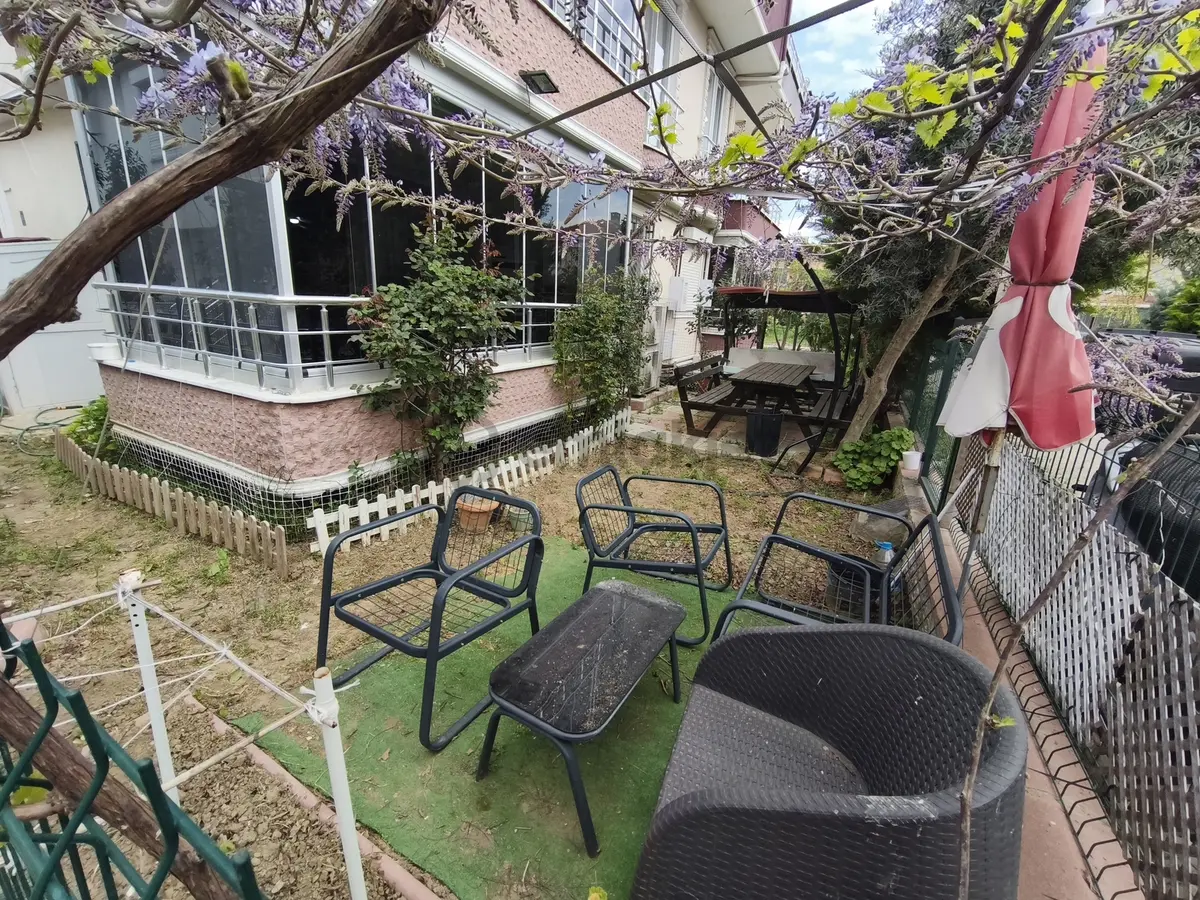 Gürkan Emlak Denize 100mt. Eşyalı Doğalgazlı 4+1 Teraslı Triplex - 28