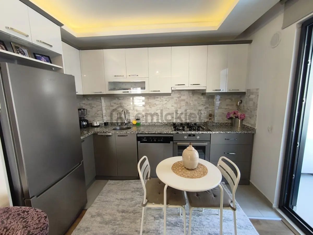 Gürkan Emlak'tan Doğalgazlı Eşyalı, Havuzlu Daire - 9