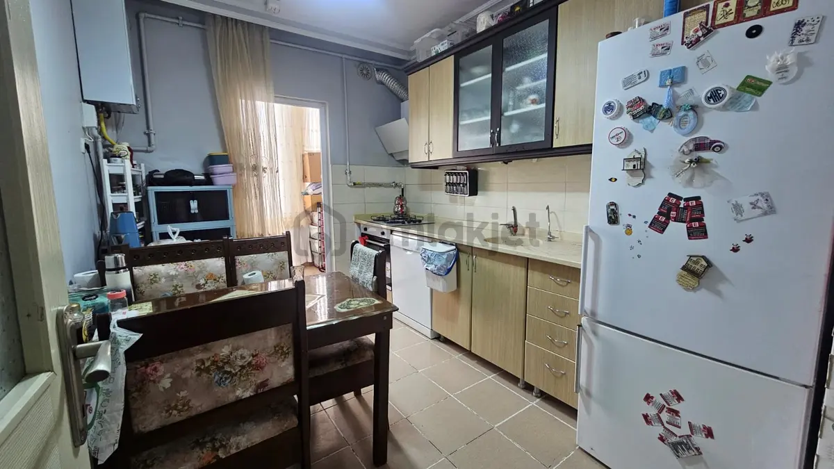 Site İçerisinde Ara Kat 3+1 Yapılı Daire - 14