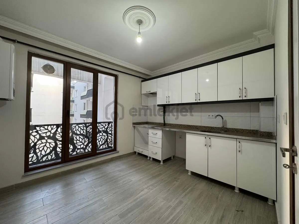 Van Yapı Emlak'tan Kiralık 2+1 Lğx Daire Çift Banyolu - 30