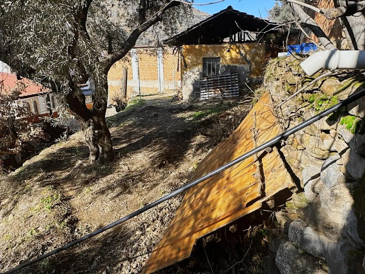 Nazilli Bağcıllı Mahallesinde Müstakil Köy Evi - 6