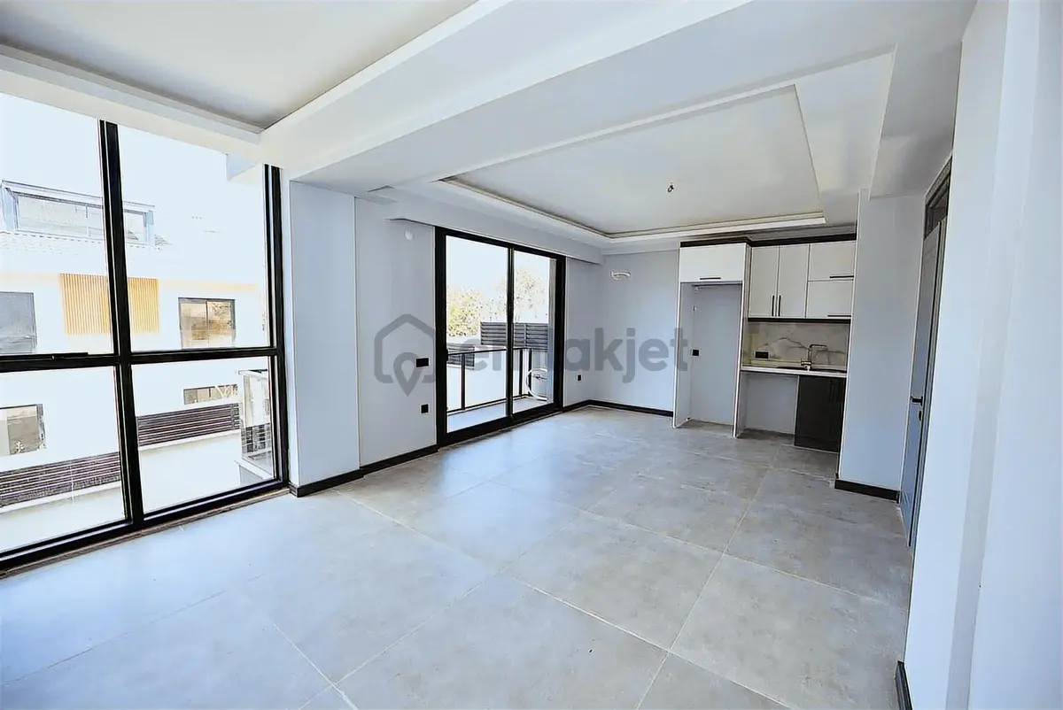 Urla Kalabak'ta Deniz Manzaralı Satılık Villa - 31