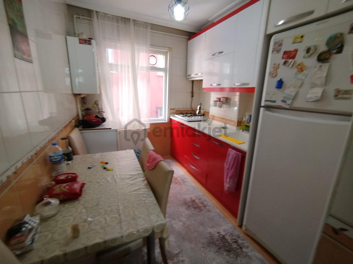 Aslı Emlak'tan 75 Yıl Mah 2+1 Çift Balkonlu Birinci Kat - 34