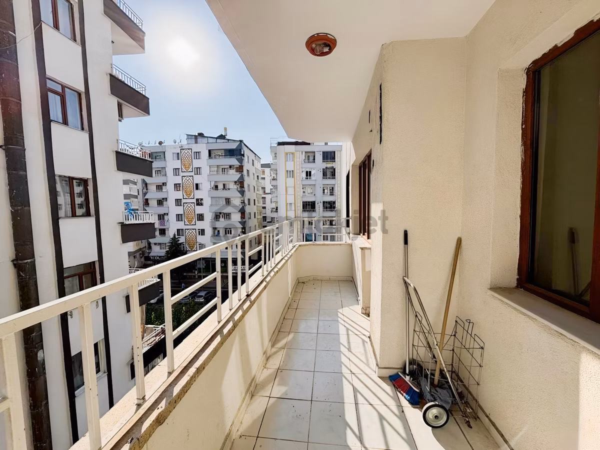 Gaziler Çeşme Durağı Cıvarı Acil Satılık 3+1 Arakat Daire - 8