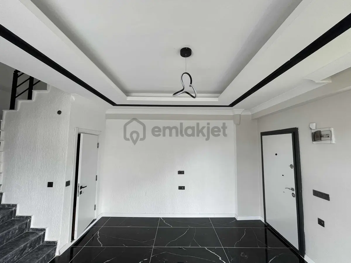 Yrc'den Geniş Bahçeli Denize 200mt Müstakil Tripleks Villa!! - 20