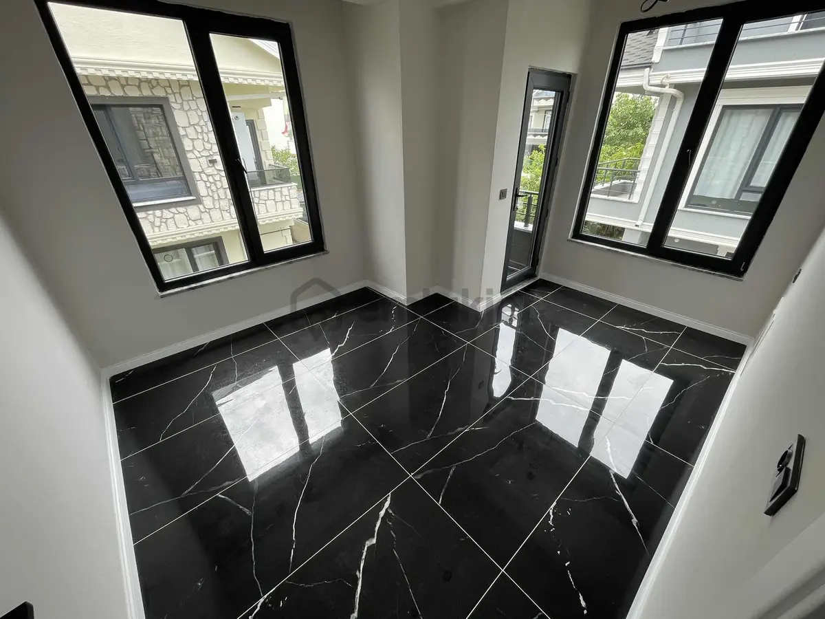 Yrc'den Geniş Bahçeli Denize 200mt Müstakil Tripleks Villa!! - 12