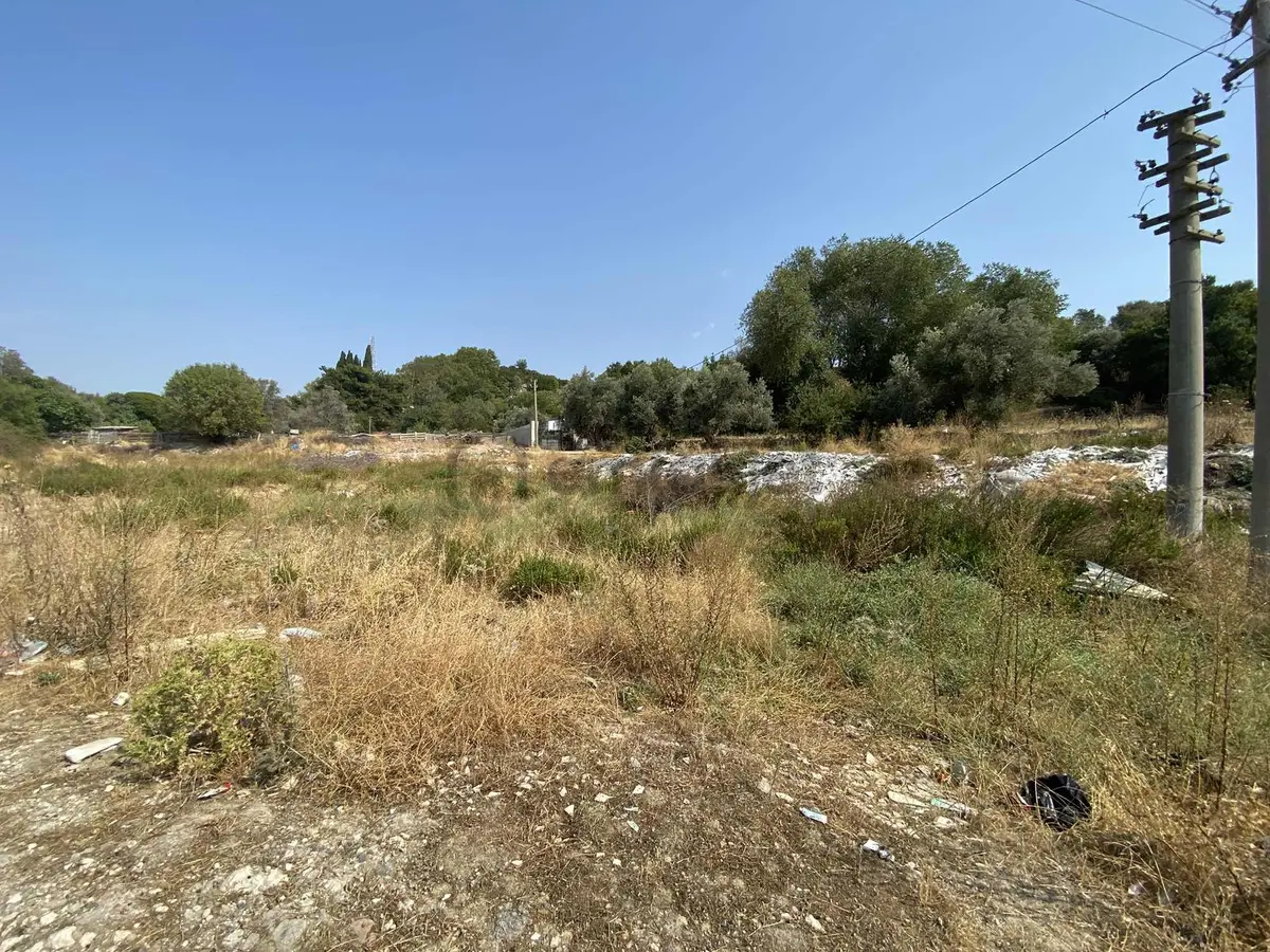 Buca'da İzmir Çevre Yoluna Komşu Manzaralı Tarla - 35