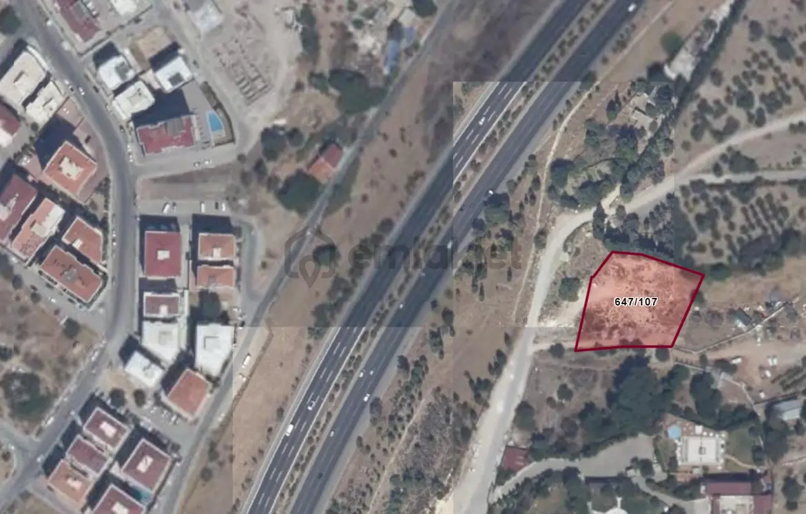 Buca'da İzmir Çevre Yoluna Komşu Manzaralı Tarla - 6