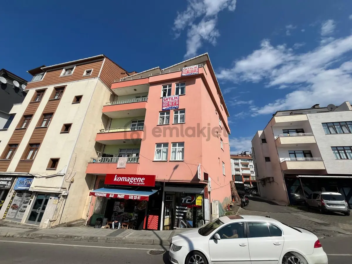 Trabzon Pelitli'de Satılık 3+1 Daire