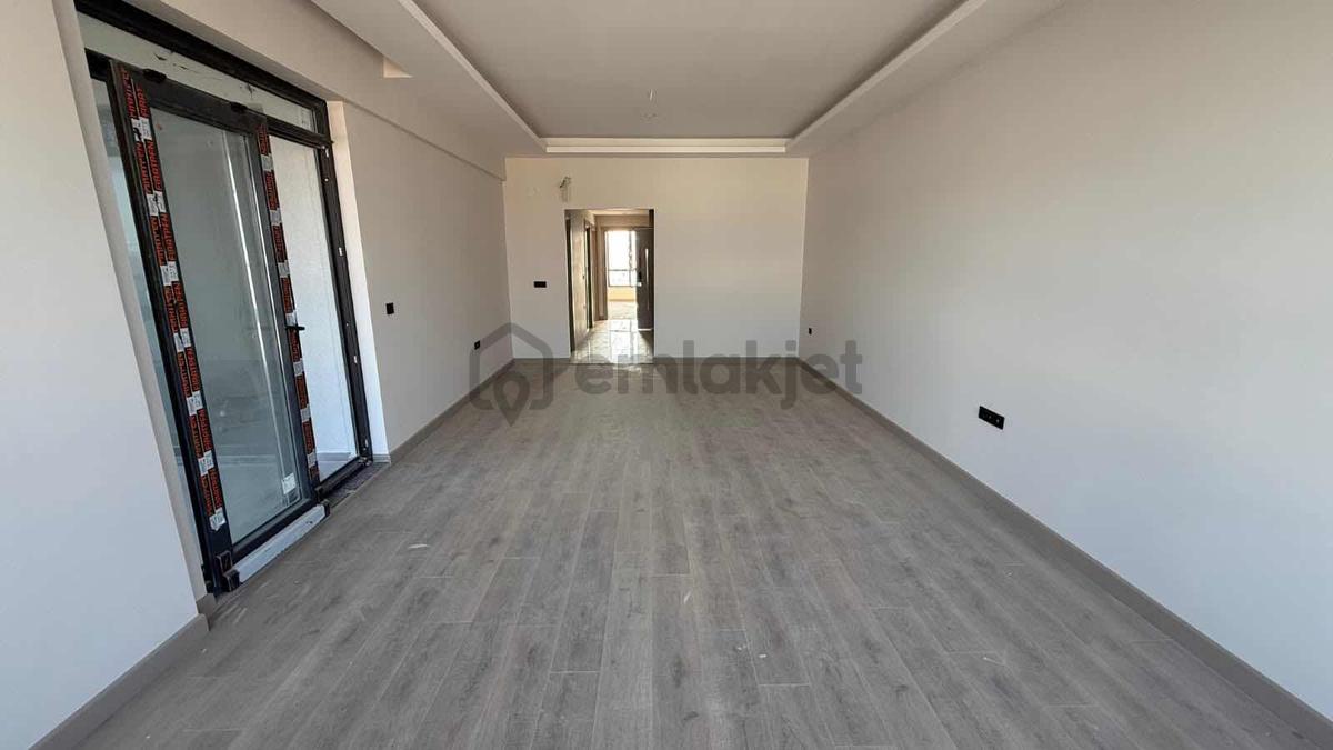 Balat Sembol' De 3+1 Satılık Daire - 13