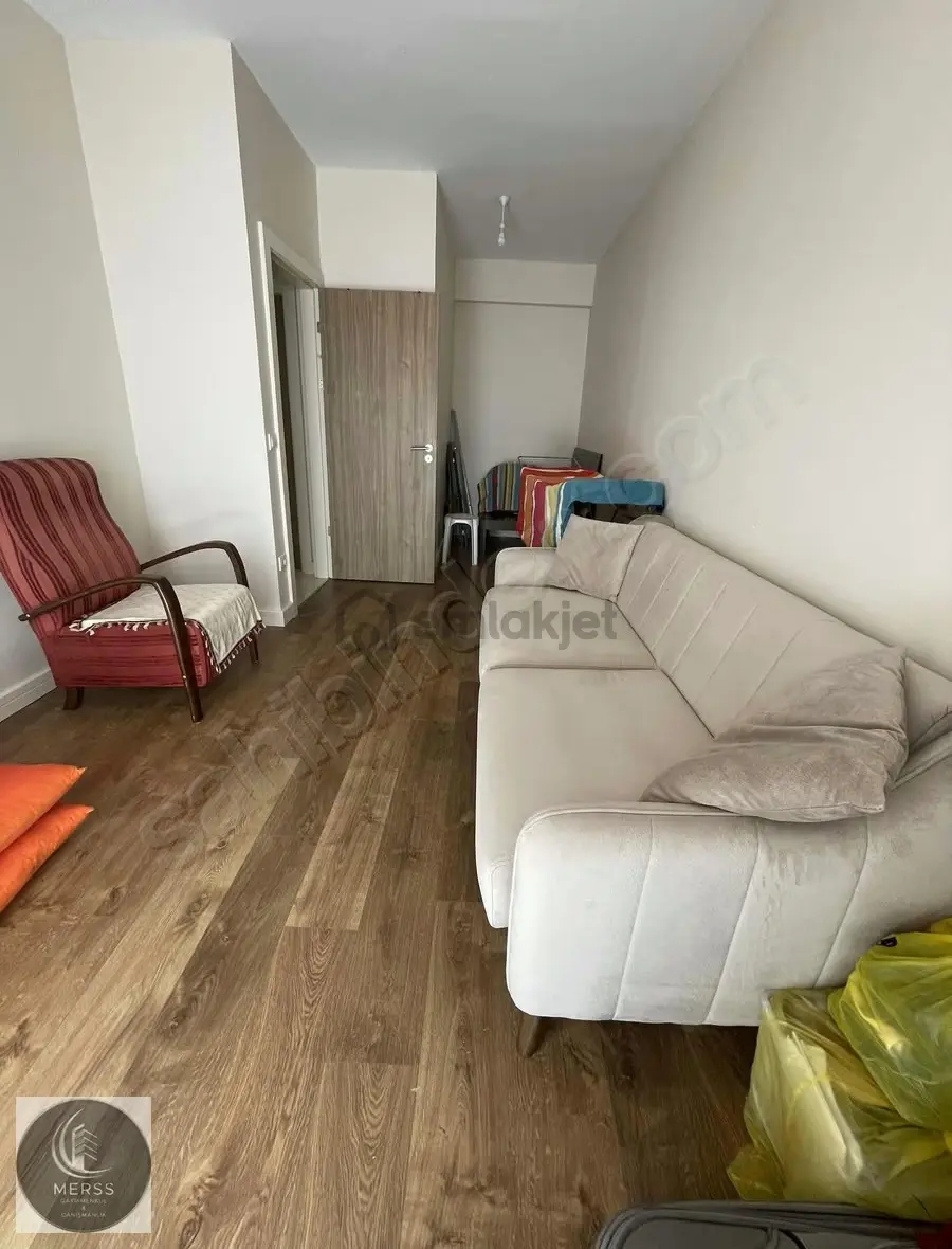 Sultanbeyli Suryapı İlkbaharda Eşyalı 2+1 Daire - 34