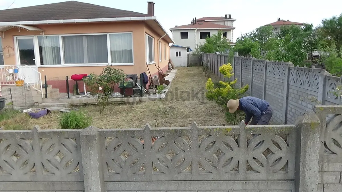 715 M2 Arsa İçinde 200 M2 Ev - 31