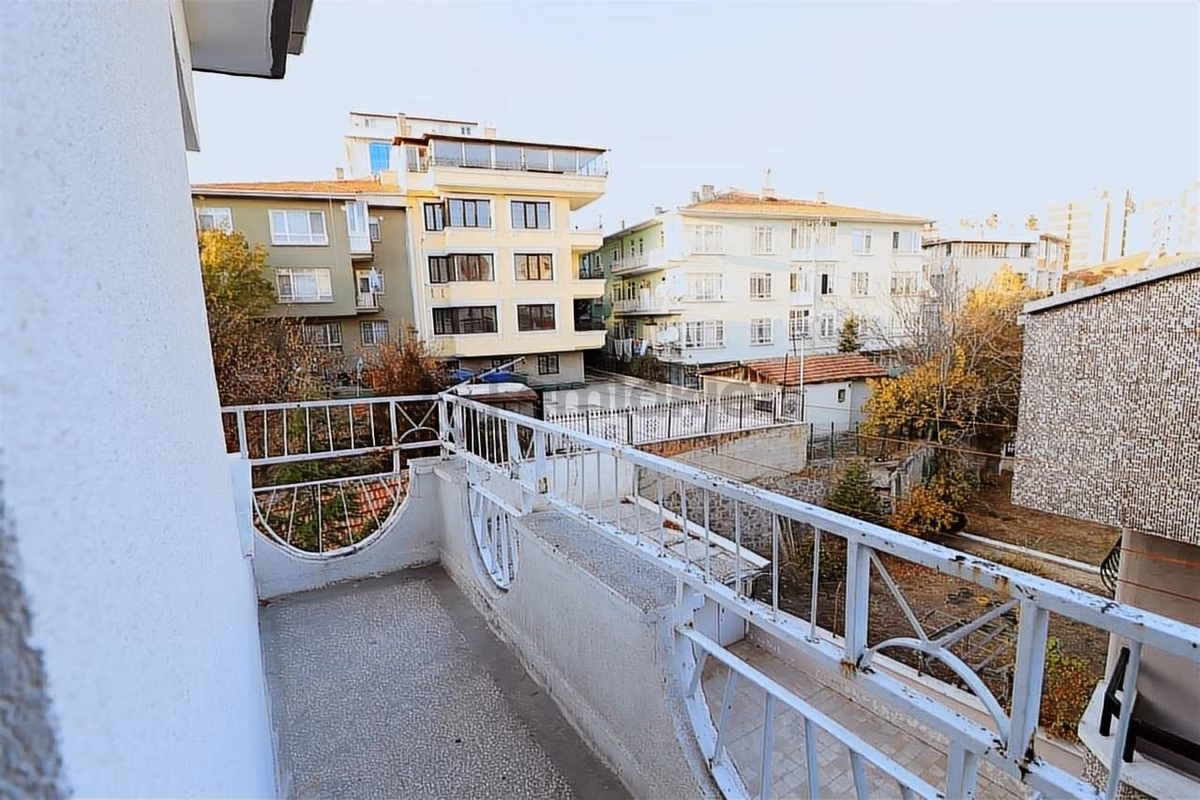 Metro Yakını Katta 3+1 Kiralık Daire - 27
