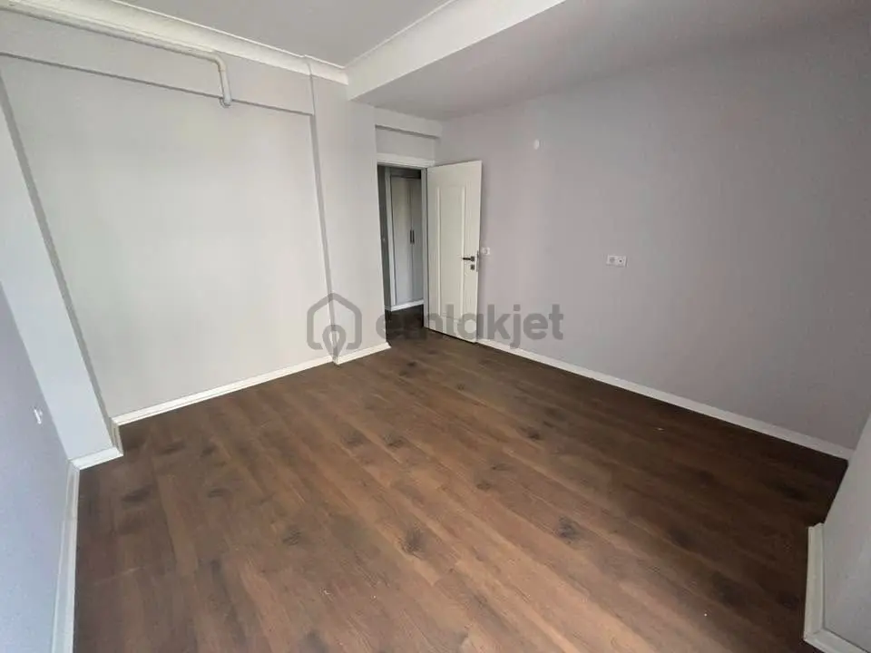 Tc Emlaktan Satılık Sıfır Site İçerisinde - 13