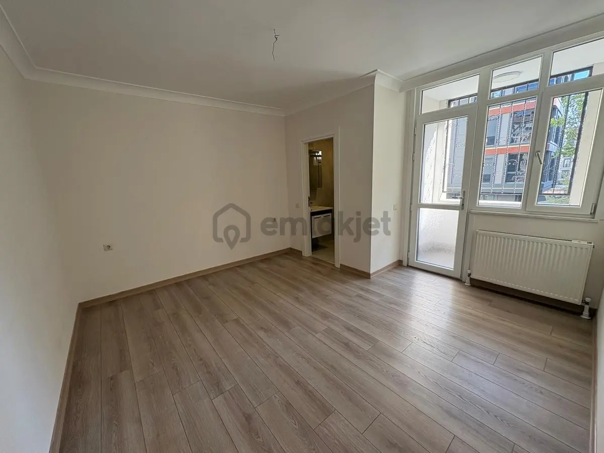 Bahçelievler Mahallesinde 3+1 Kiralık Daire - 7