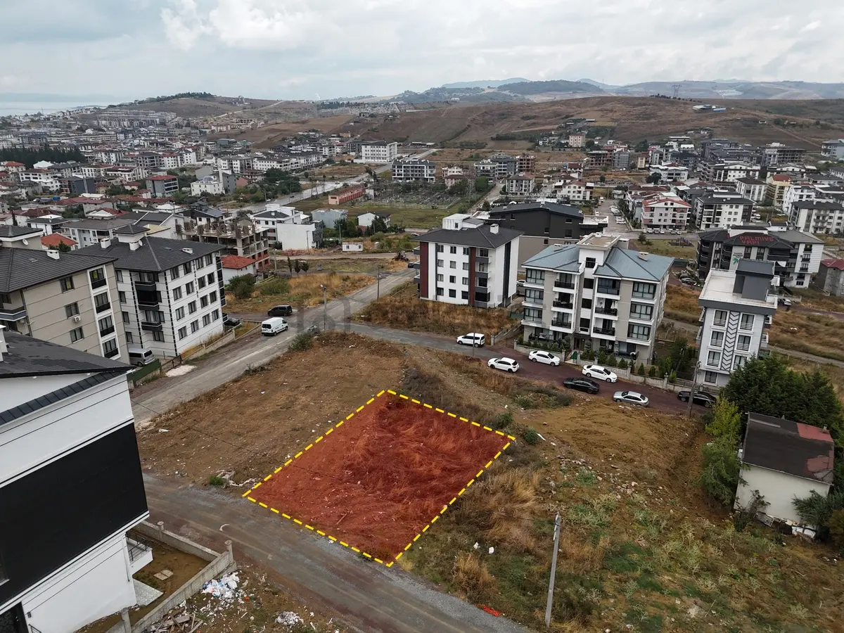 Turyap Soner'den Satılık Çiftlikköy'de 4 Kat İmarlı Parsel - 15