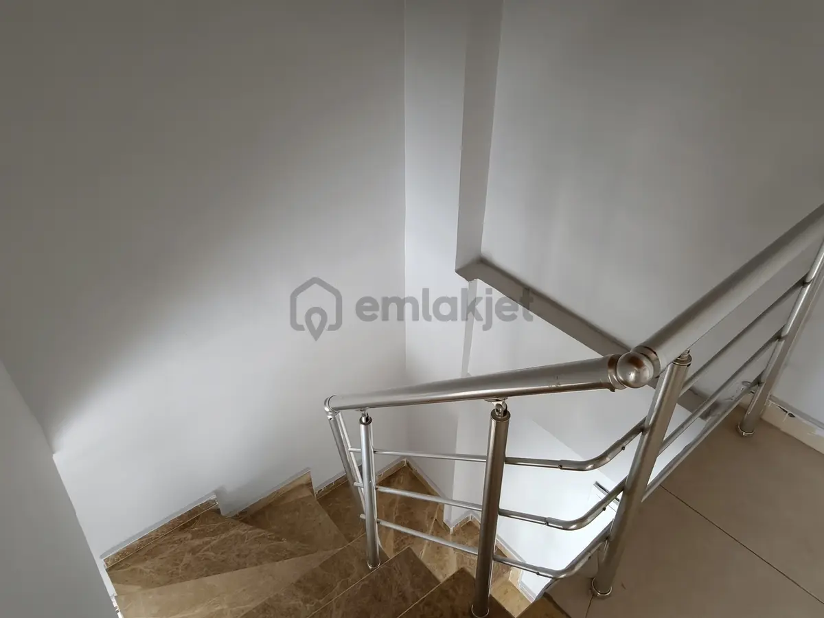 Görükle'de Kiralık 3+1 Daire - 12