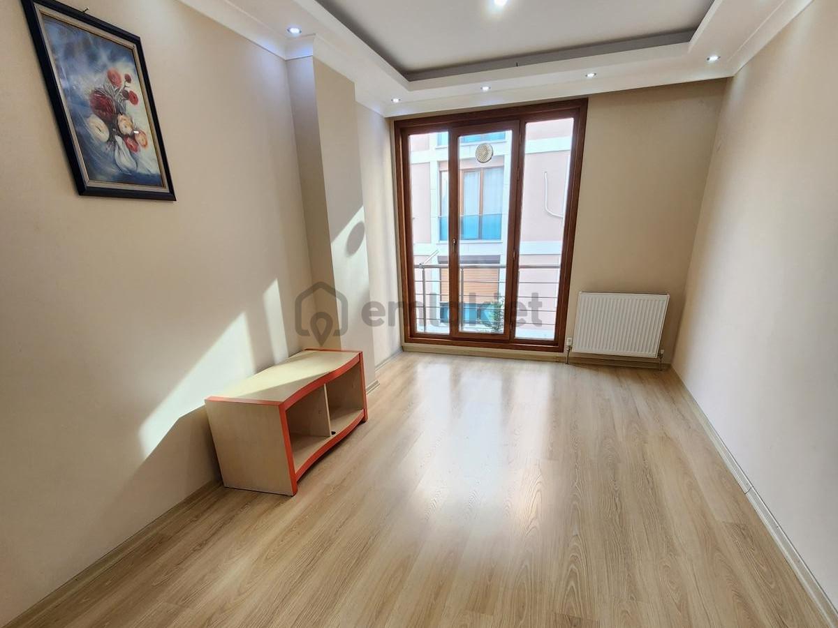 Maltepe Girne Mahallesinde Ara Kat 2+1 65 M2 Satılık Daire - 12