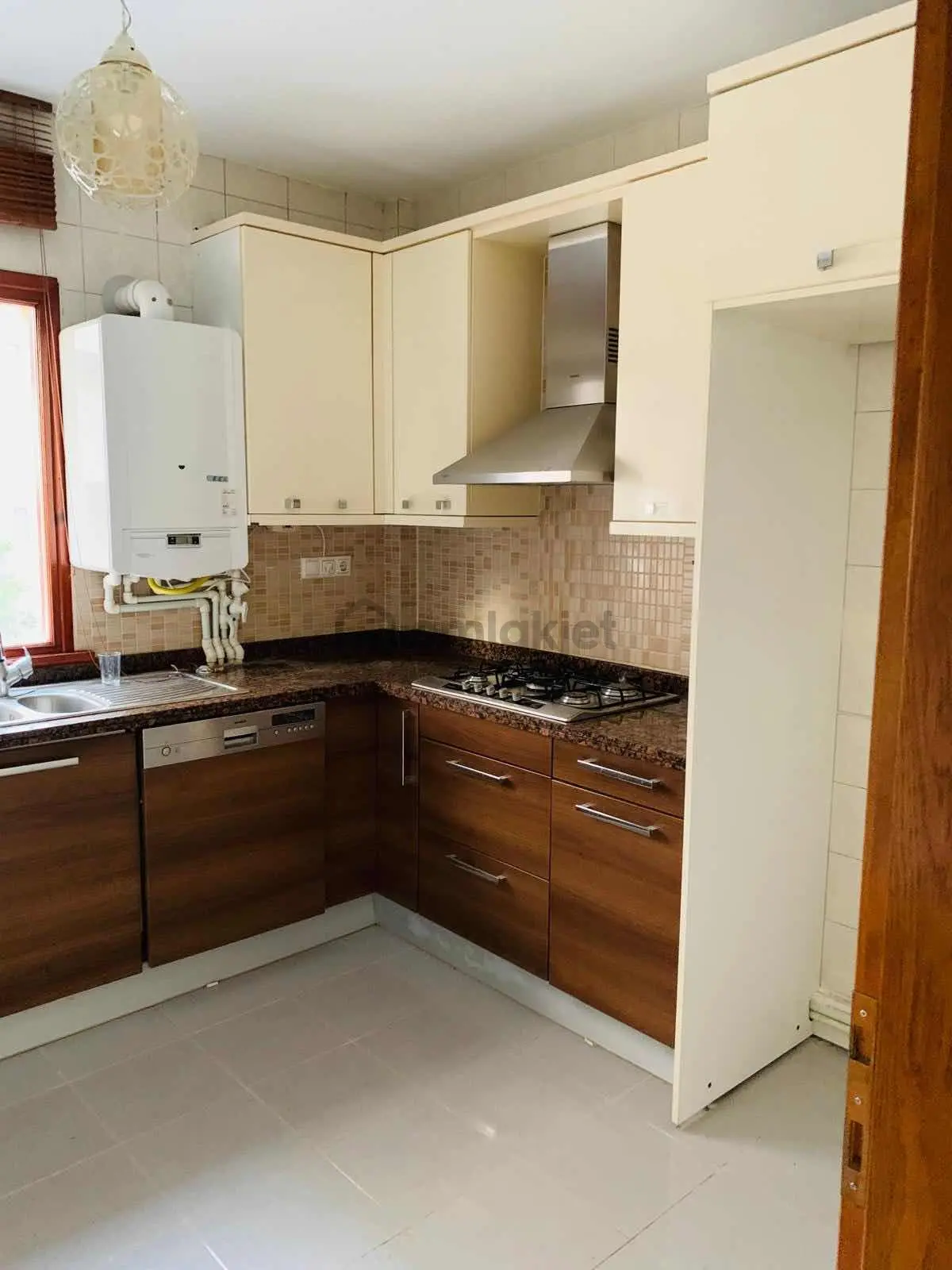 Evinibul'dan Sahrayıcedit Müminderede 125m2 3+1 Açık Otoparklı - 16