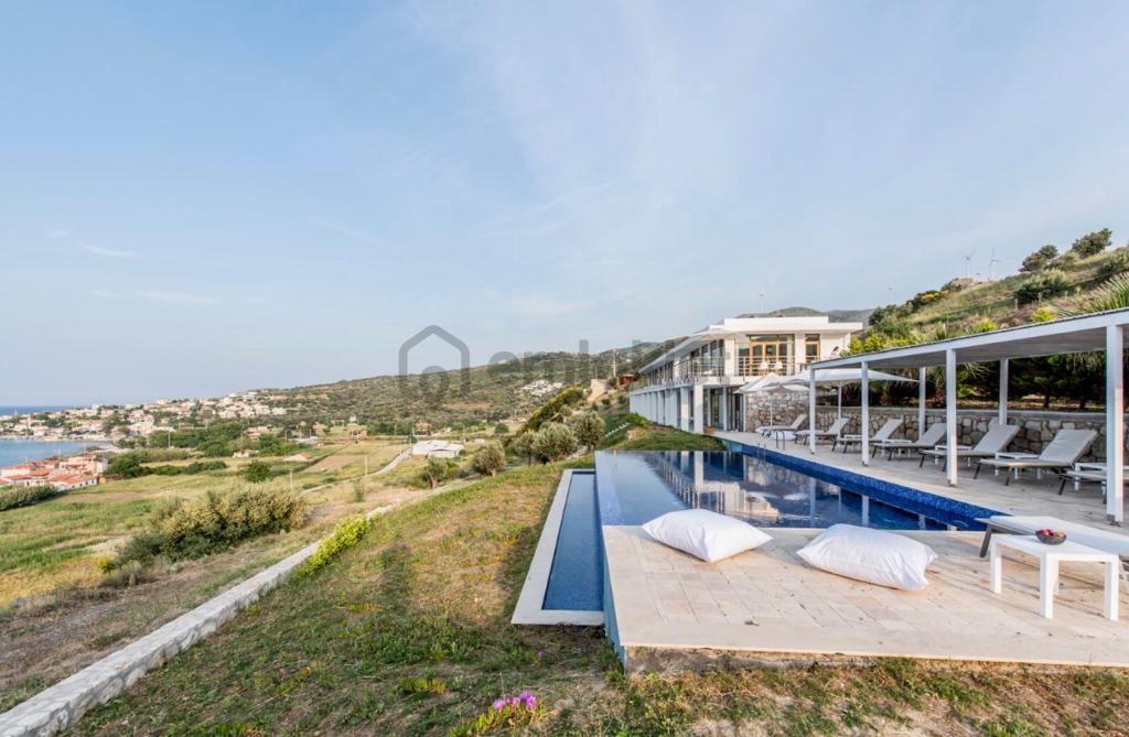 Suna Tabakçı'dan Mimar İmzalı Deniz Manzaralı Lüks Villa - 34