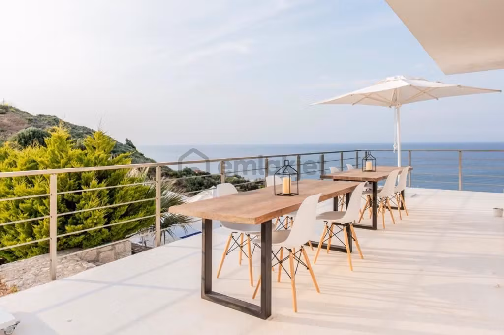 Suna Tabakçı'dan Mimar İmzalı Deniz Manzaralı Lüks Villa - 5