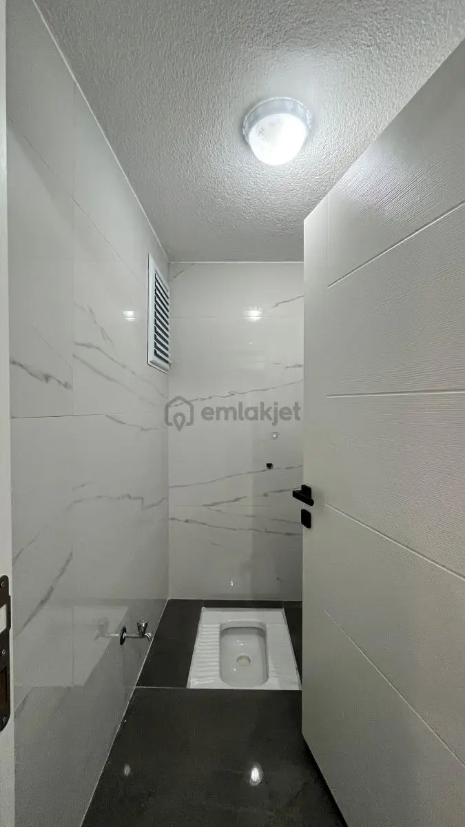 Yavuzhan`dan Üniversitesi Yanı Satılık 2+1 Daire - 16