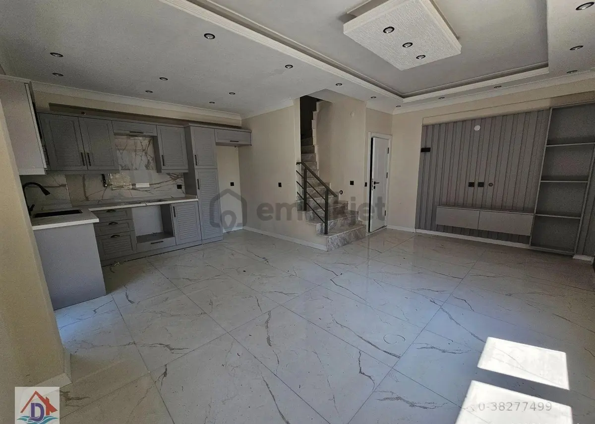 Deniz'e 70 Mt. Mesafede 3+1 ,bahçeli , Yerden Isıtmalı Villa - 20