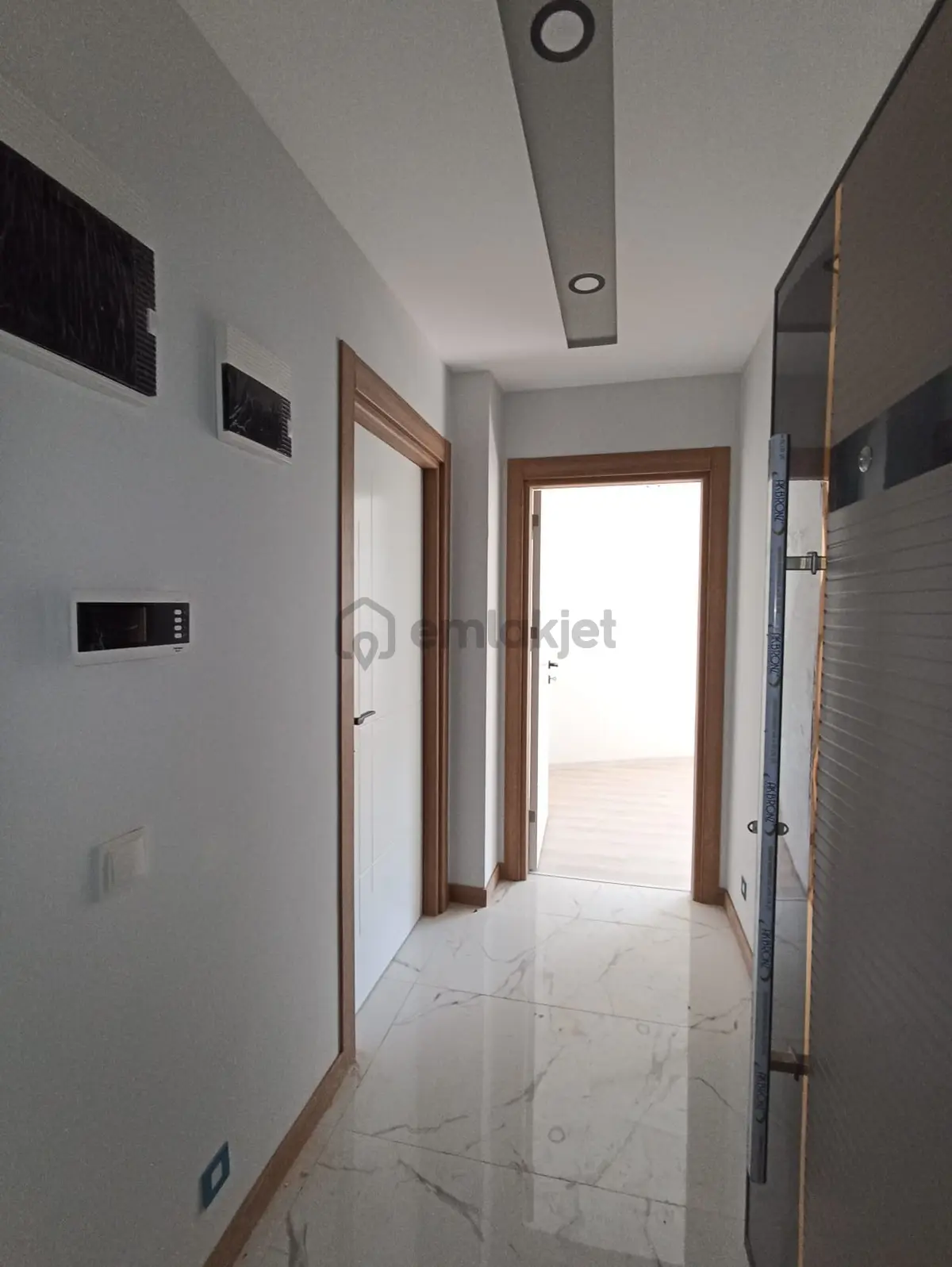 Şifa Hastanesi Yakını Gazi Mahallesinde 1+1 Kiralık Daire - 6