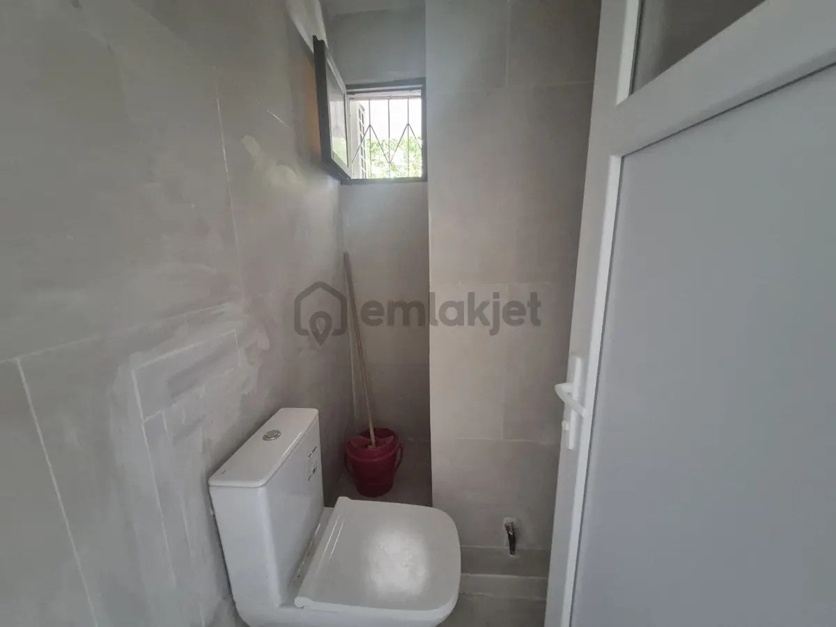 Portakal Çiçeğinde Depolu Dükkan - 3