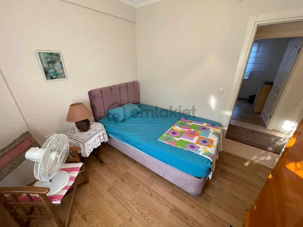 Çeşme Merkezde Kiralık Eşyalı 3+1 Daire - 12