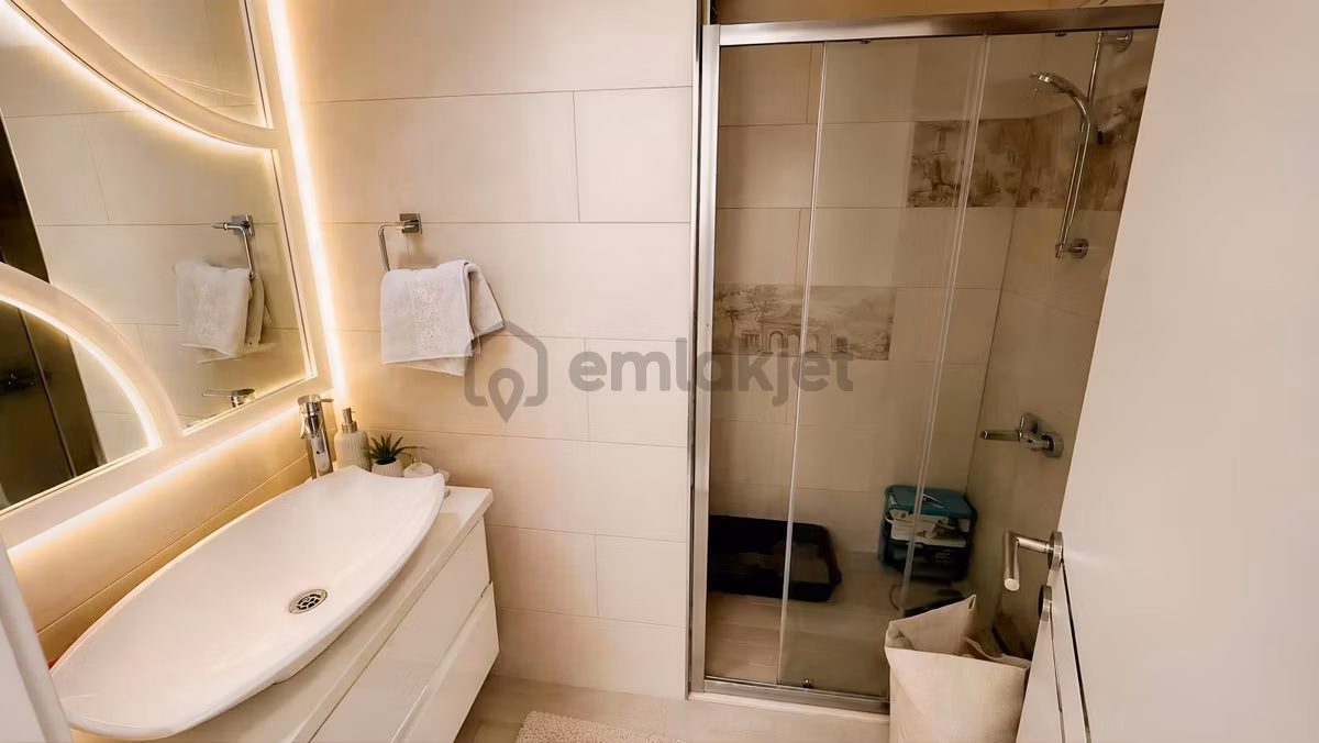 Balçova Çetin Emeç'te Site İçerisinde Ara Kat 3+1 Lüx Daire - 7
