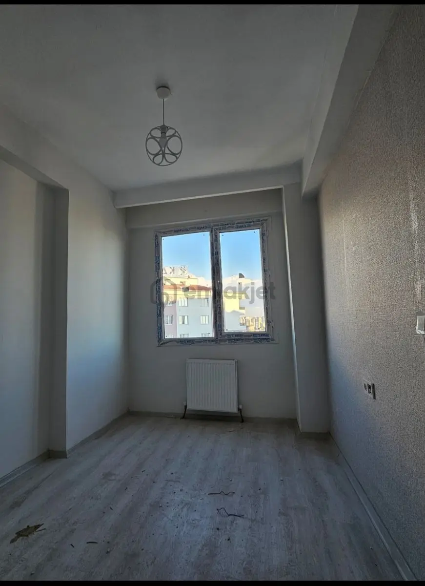 Yenişehir Üçkuyularda Satlık Daire - 5