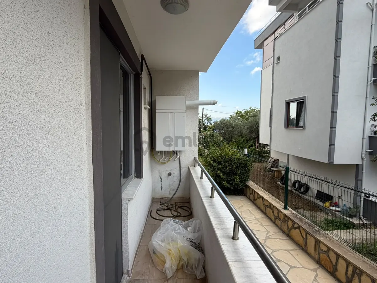 Halıdere'de Geniş Kiralık 3+1 Dubleks Daire - 24