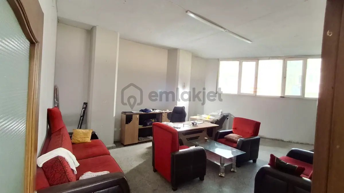 Taşyol'da Şerefiyeli 676 M² Satılık İş Yeri/ E-5 Yakın - 26