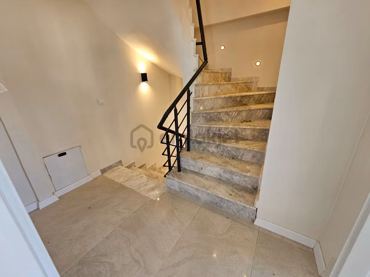 Deniz'den 4+1 Yerden Isıtmalı, Deniz'e 70 Metre Mesafede Villa - 26