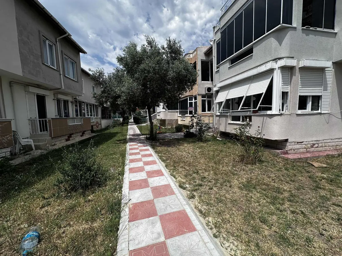 Gürkan Emlak'tan Müthiş Konumda Çift Balkonlu Giriş Kat Daire - 7