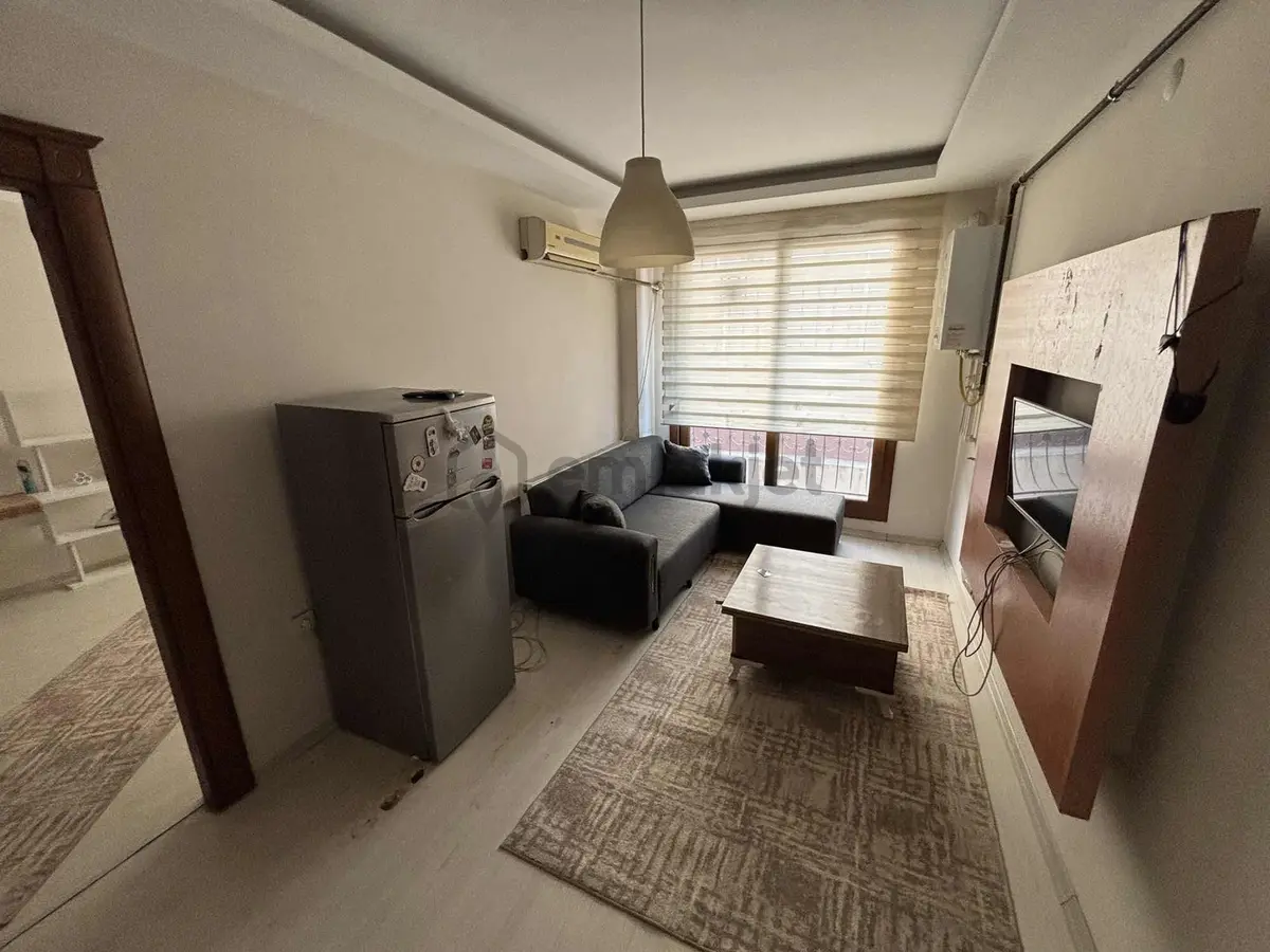 Mirden Cadde Üzeri Klimalı Geniş Kiralık 1+1 Daire - 2