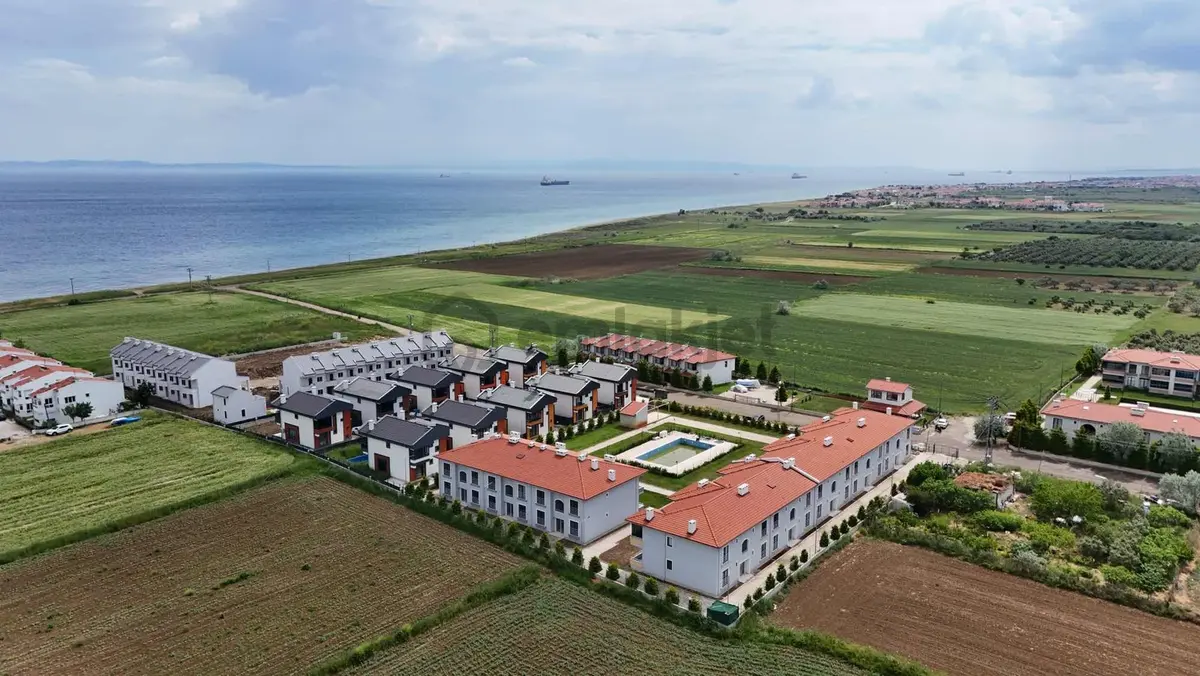 Şarköy'de Dalyanpark Sitesinde 1+1 Lüks Daire - 10