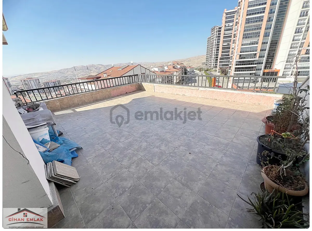Sancaktepe Göbekte Arpaçay Cadde Üzeri 6+1 Satlık Dubleks Daire - 18