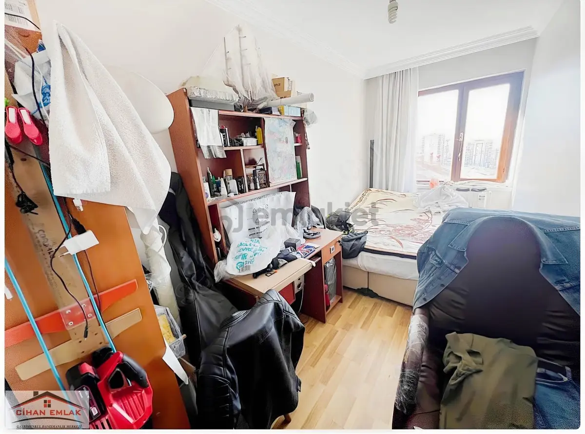Sancaktepe Göbekte Arpaçay Cadde Üzeri 6+1 Satlık Dubleks Daire - 12